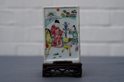 A square Chinese famille rose brush pot on wooden stand, Yongzheng/Qianlong